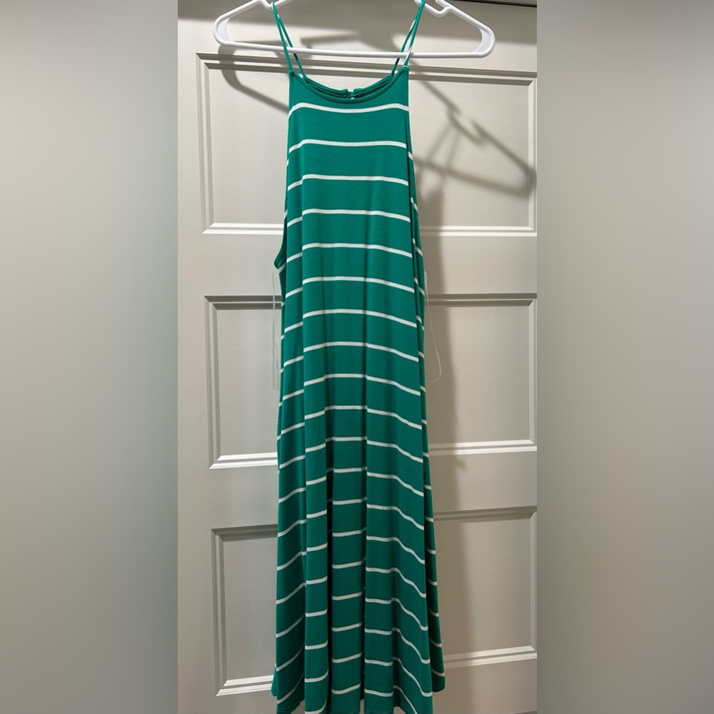 NWT Womens Emerald Green Summer Dress